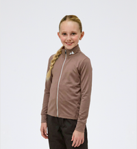 Meisje met de Classique Brown skipully van Mountain Hero 